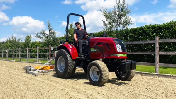 knegt 45hp lithium tractor